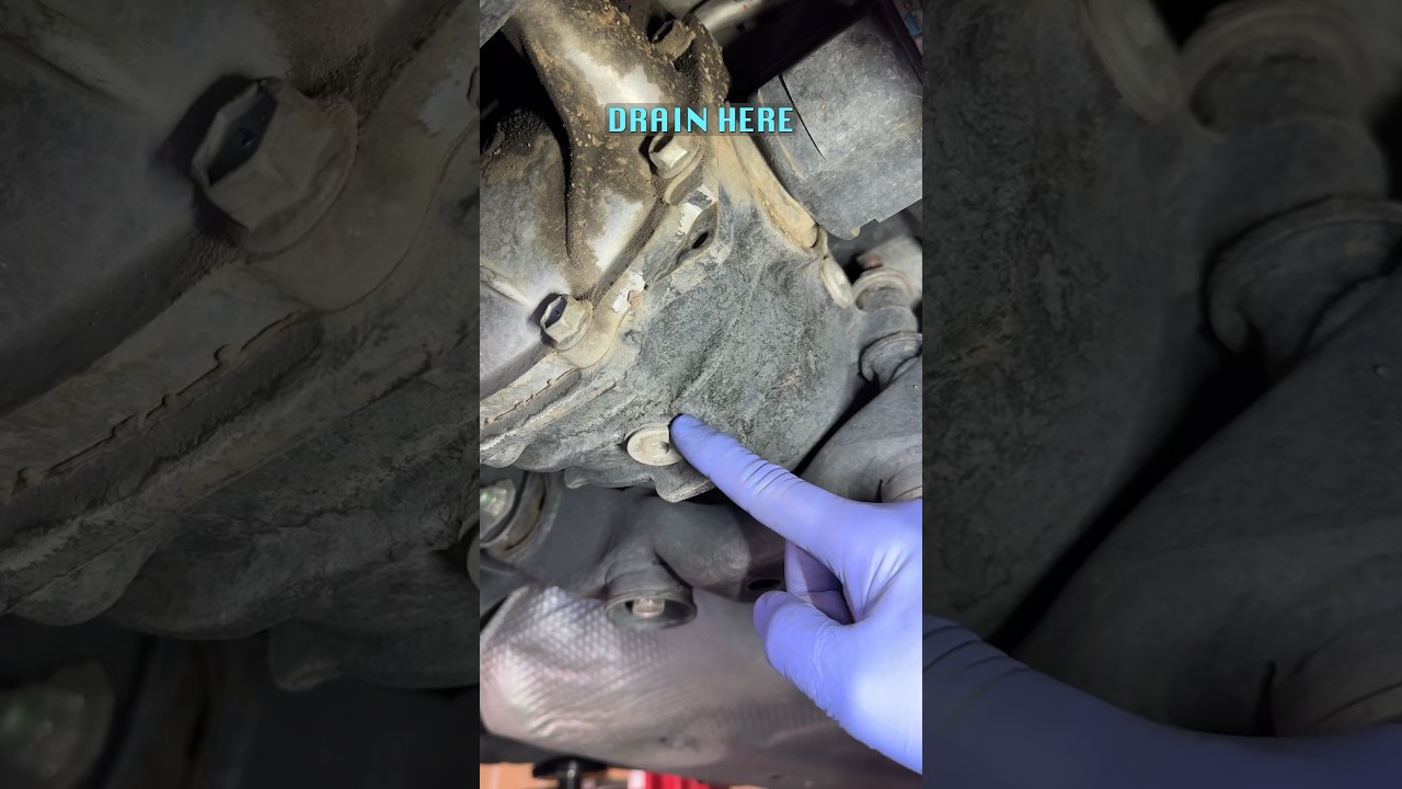 Rear Differential Fluid Change in Under 30 Seconds - 2008 Toyota Highlander