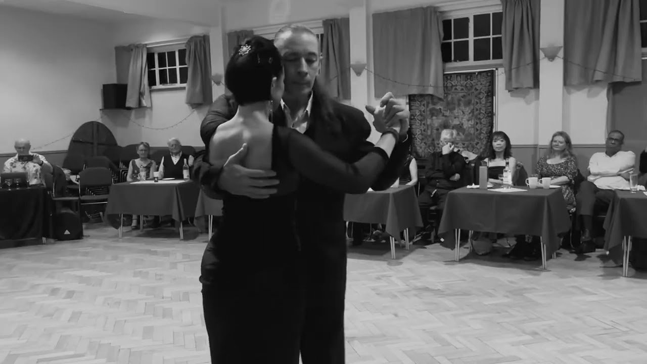 Luis Rodriguez and Elizabeth Knock, Di Sarli - Lloran las campanas