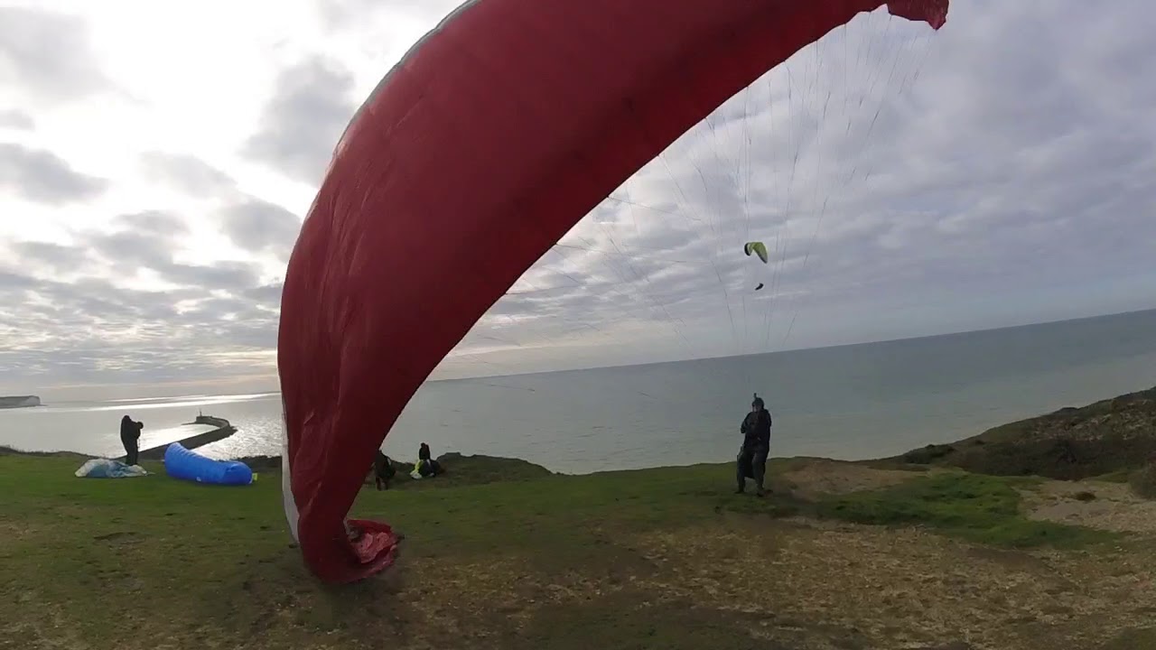 Paragliding  Newhaven Cliffs