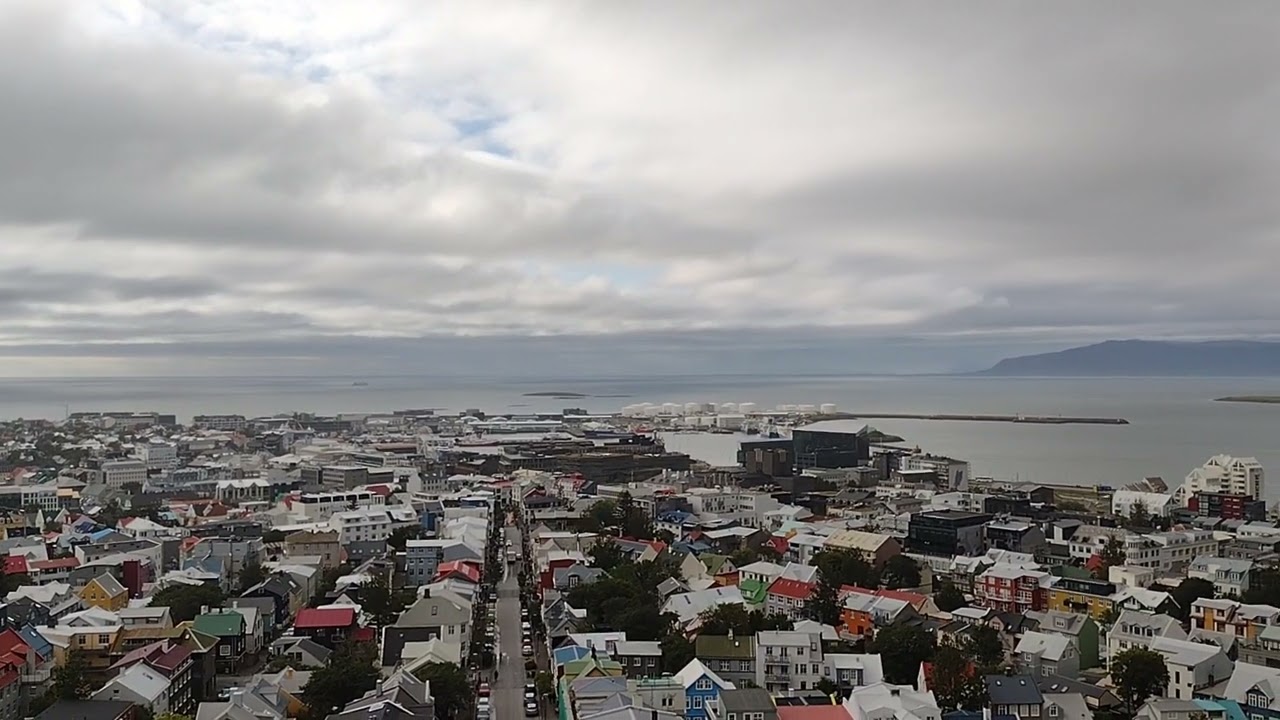 Рейкявик отвисоко/Reykjavik from above