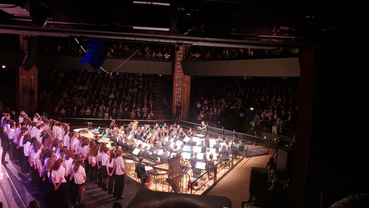Hall aux grains 2025 : Wonderfull world