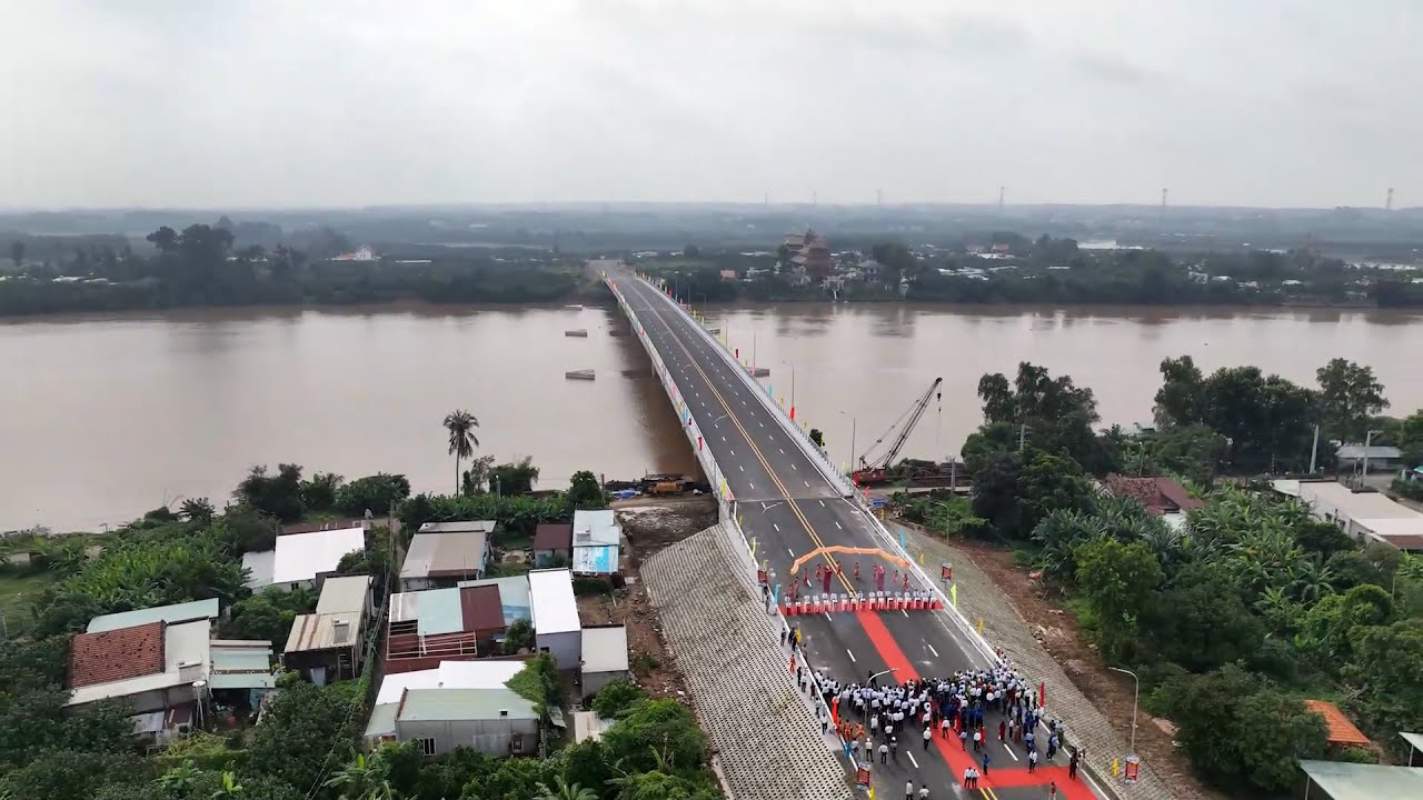 Khánh thành cầu Bạch Đằng 2 nối Đồng Nai và Bình Dương