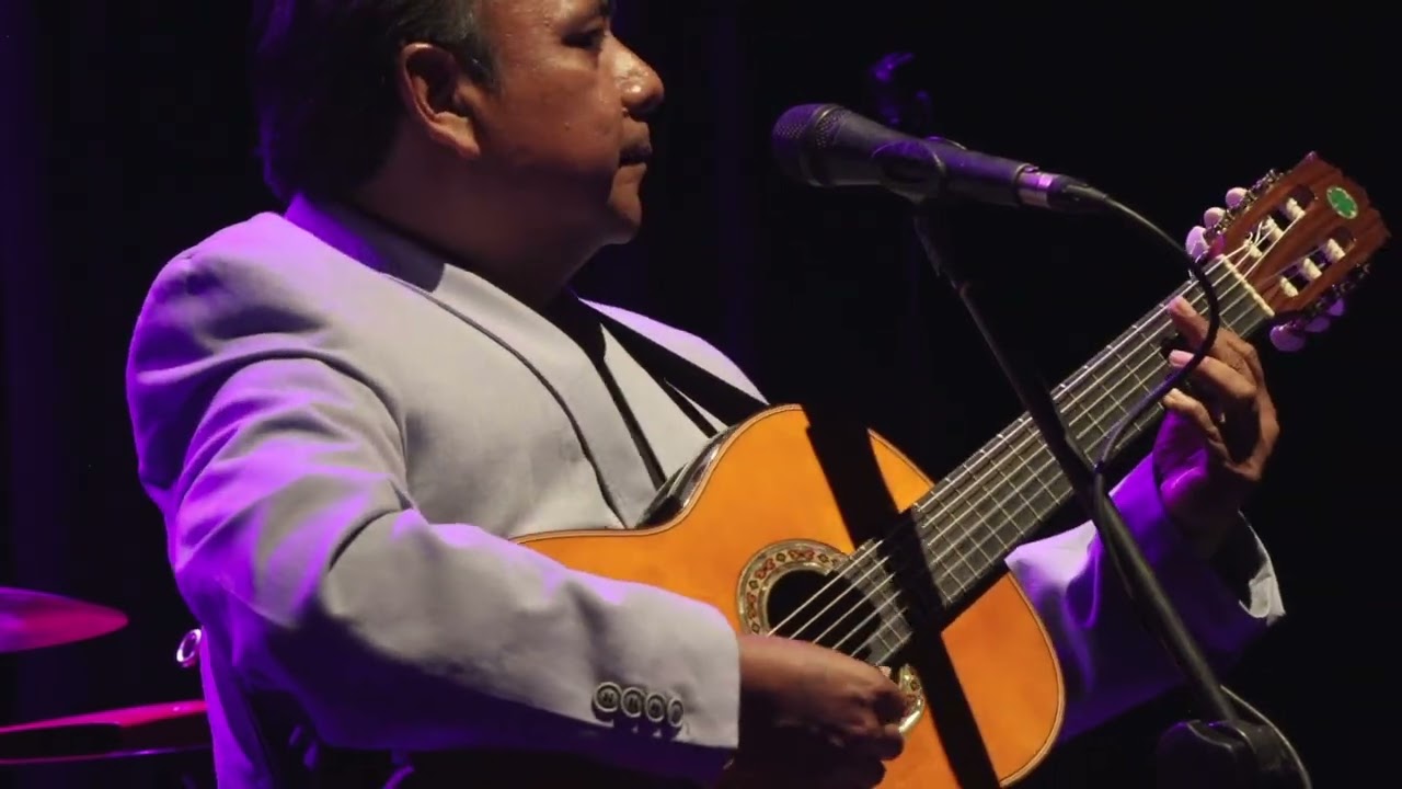 TRIO LUNAZUL - SABOR A MI (EN VIVO)