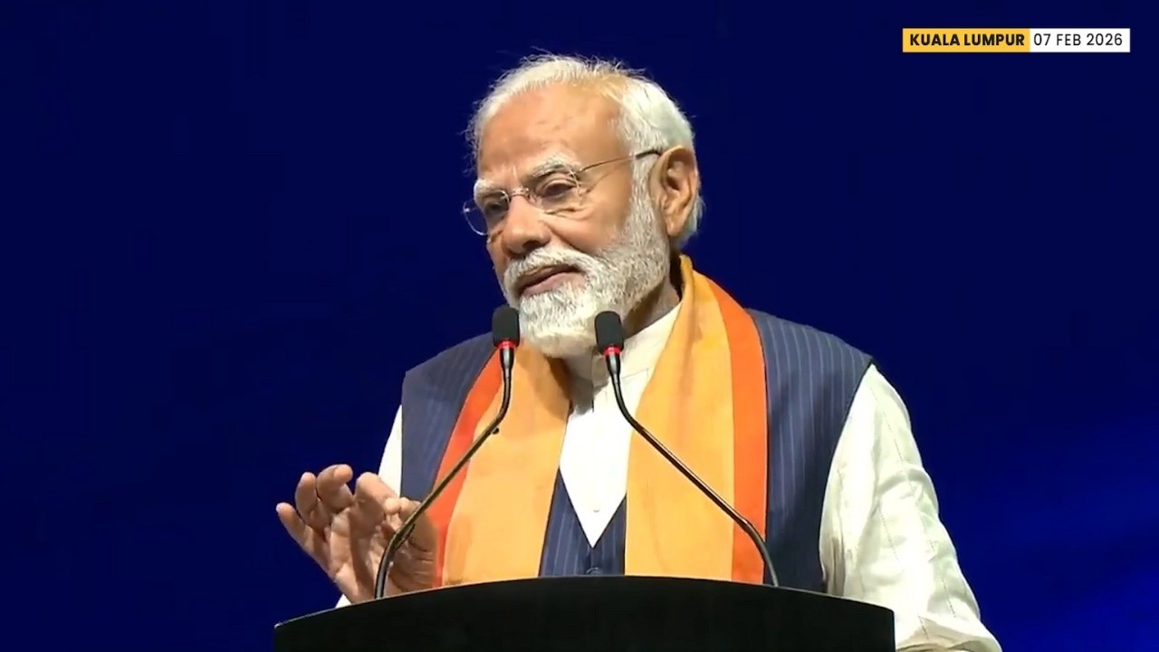 PM Modi Hails Tamil as India’s Timeless Gift to the World | Eternal Literature & Global Impact