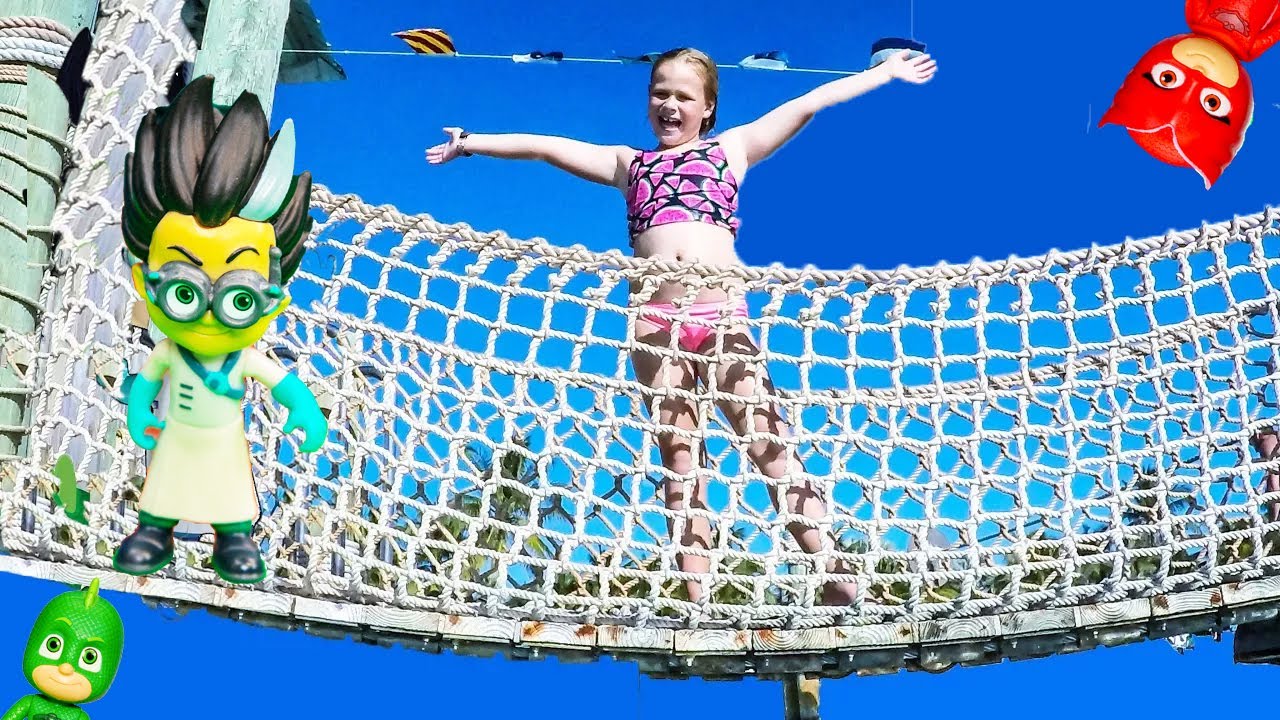 Assistant Runs the PJ Masks and Vampirina Castaway Cay Obstacle Course