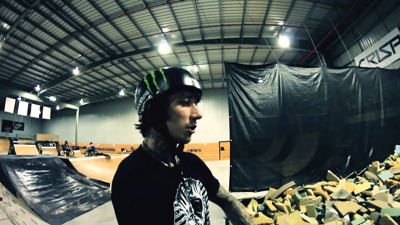 Harry Main - How to Backflip