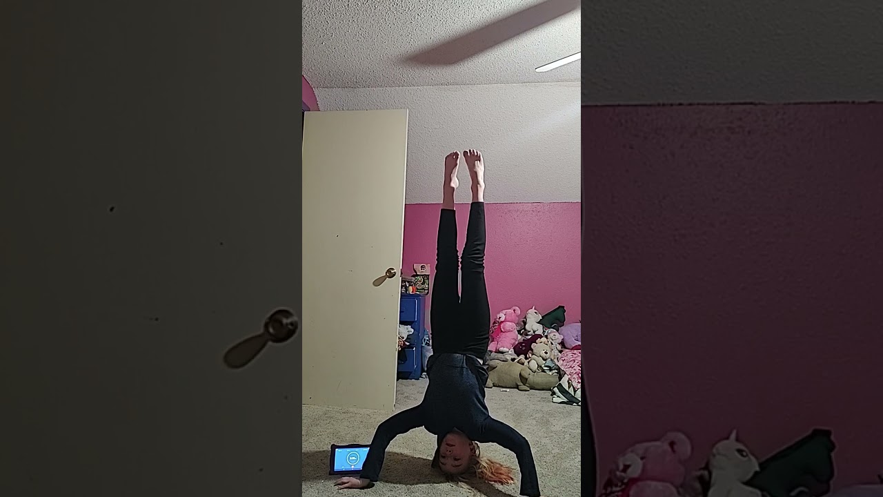 15 min. Headstand