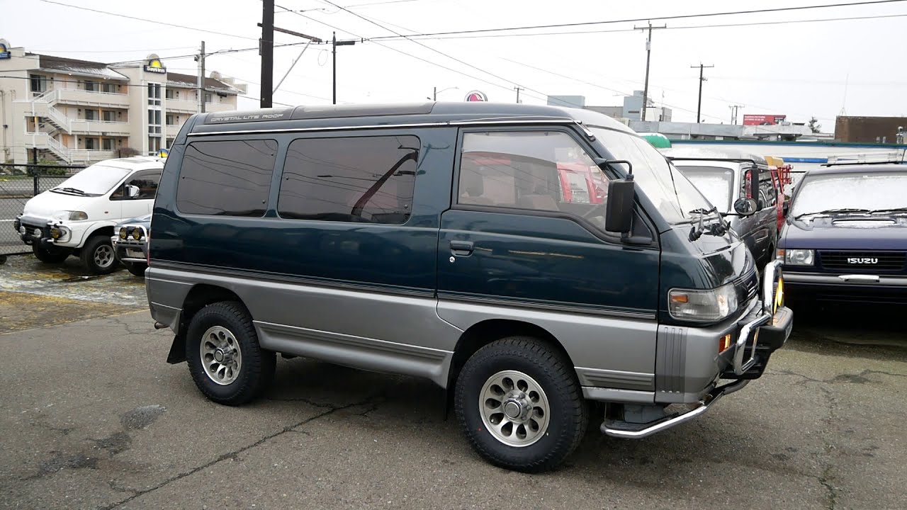 1991 Mitsubishi Delica L300 Exceed CRYSTAL LITE ROOF, Turbo Diesel 4WD (ПО-РУССКИ)