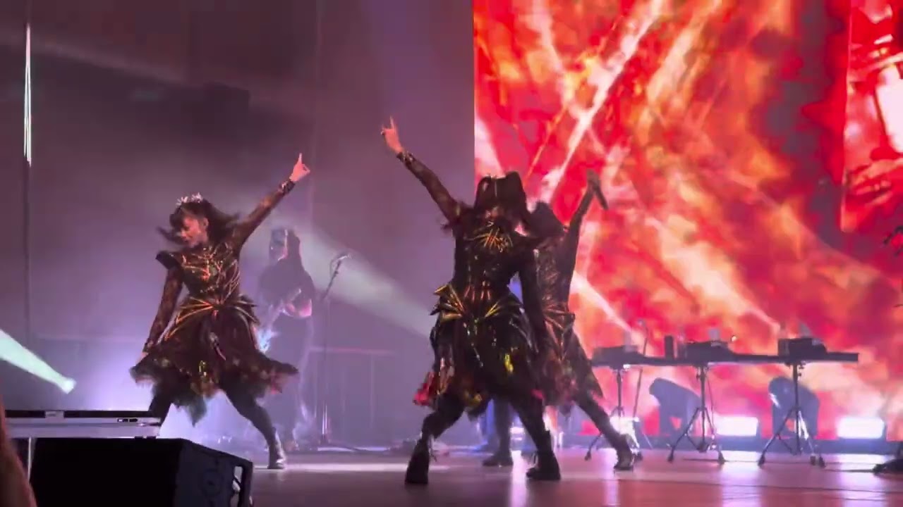 BABYMETAL- DA DA DANCE (ft. Tak Matsumoto) Live - Albuquerque, NM (11-30-2024)