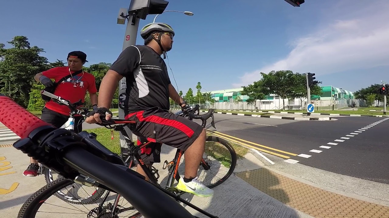 \m/STARTING POINT AT GIANT PASIR RIS DRIVE 6