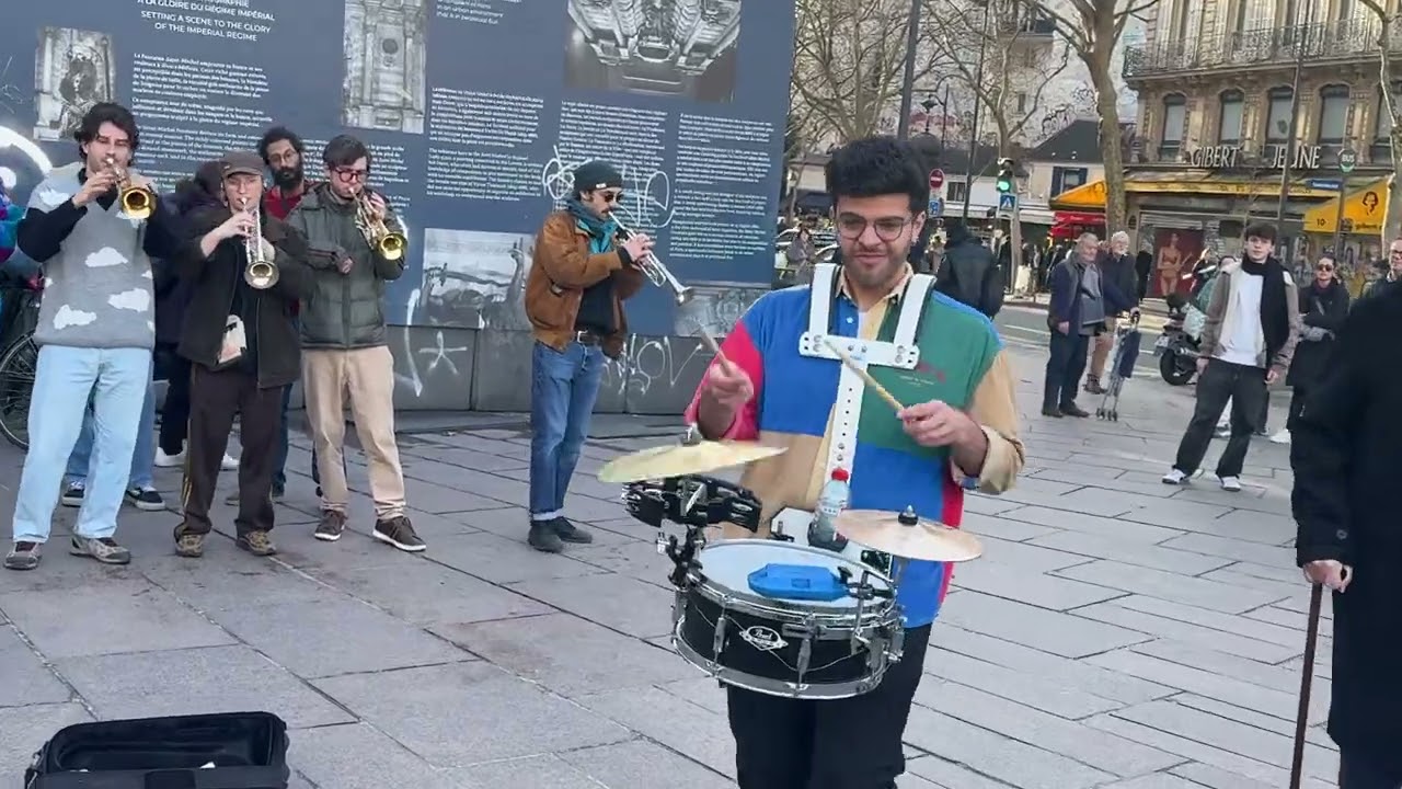 Walk In Paris 