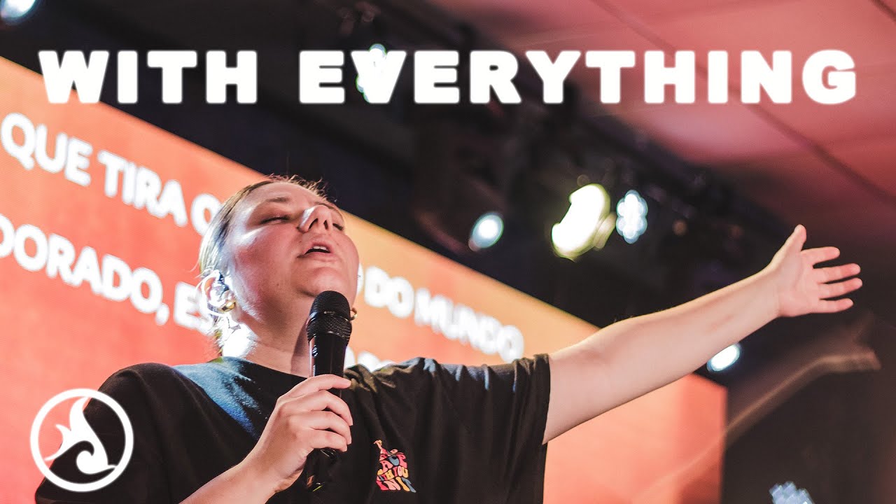 COM TUDO EM NÓS + AO QUE ESTÁ ASSENTADO SOBRE O TRONO | WAVES WORSHIP - FEAT. SOPHIE BARBOSA