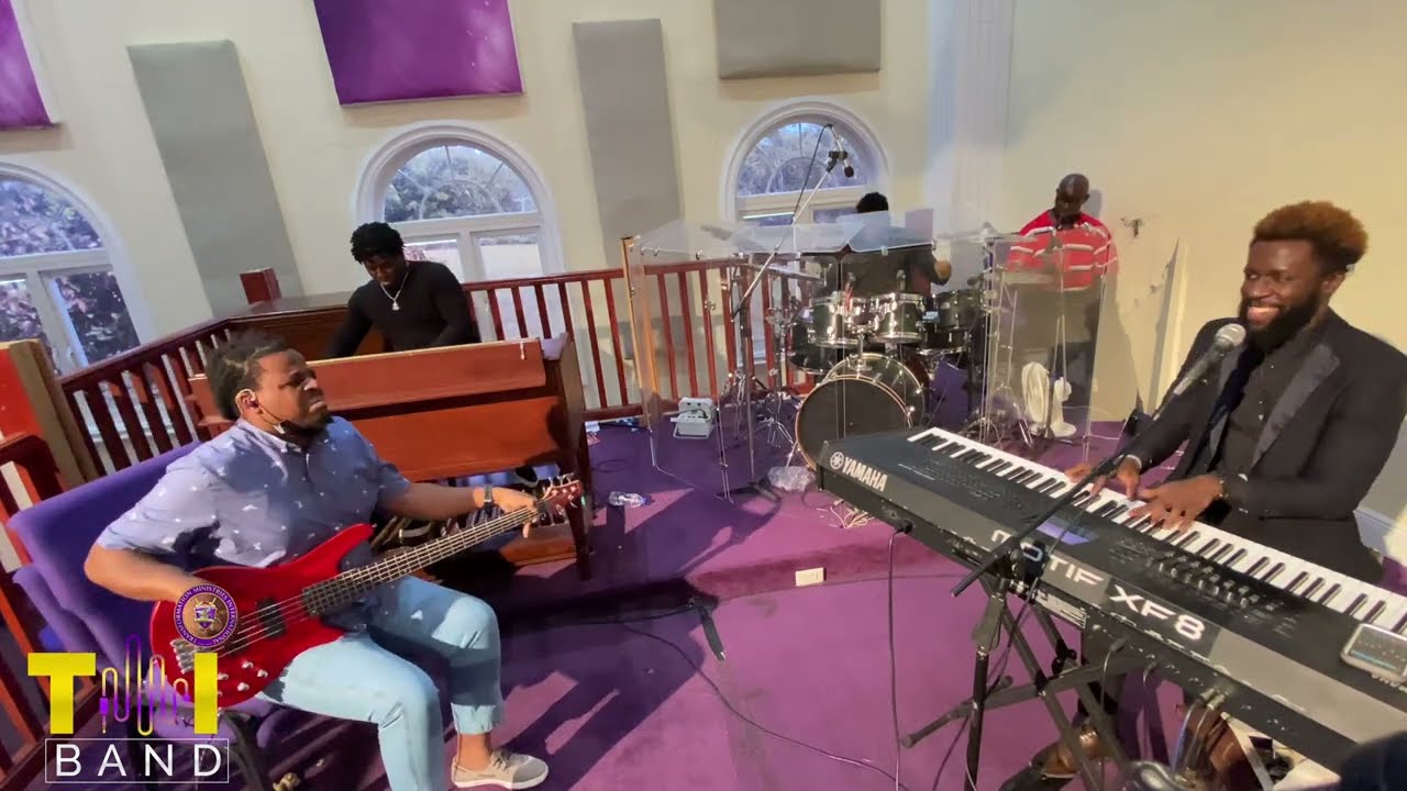 TMI BAND Expect The Great Cover