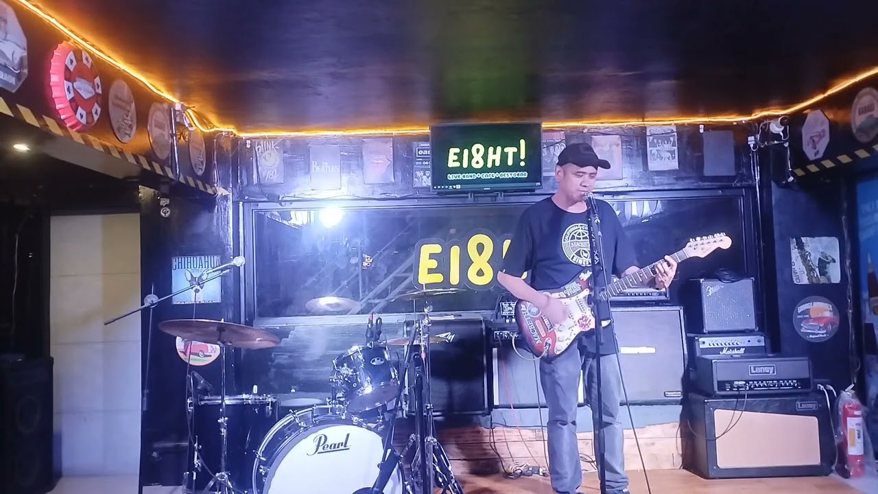 Me performing @ Ei8ht Restobar (6-11-2025)