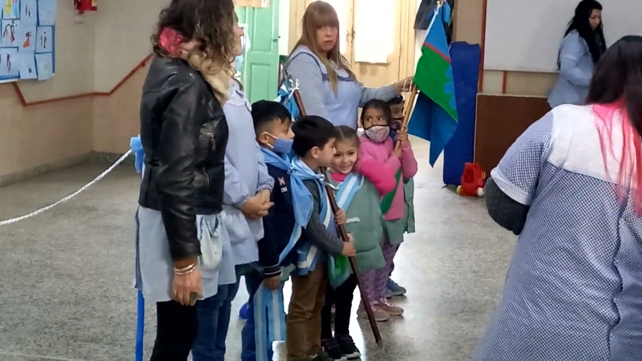 pochita a la bandera dia d la independencia