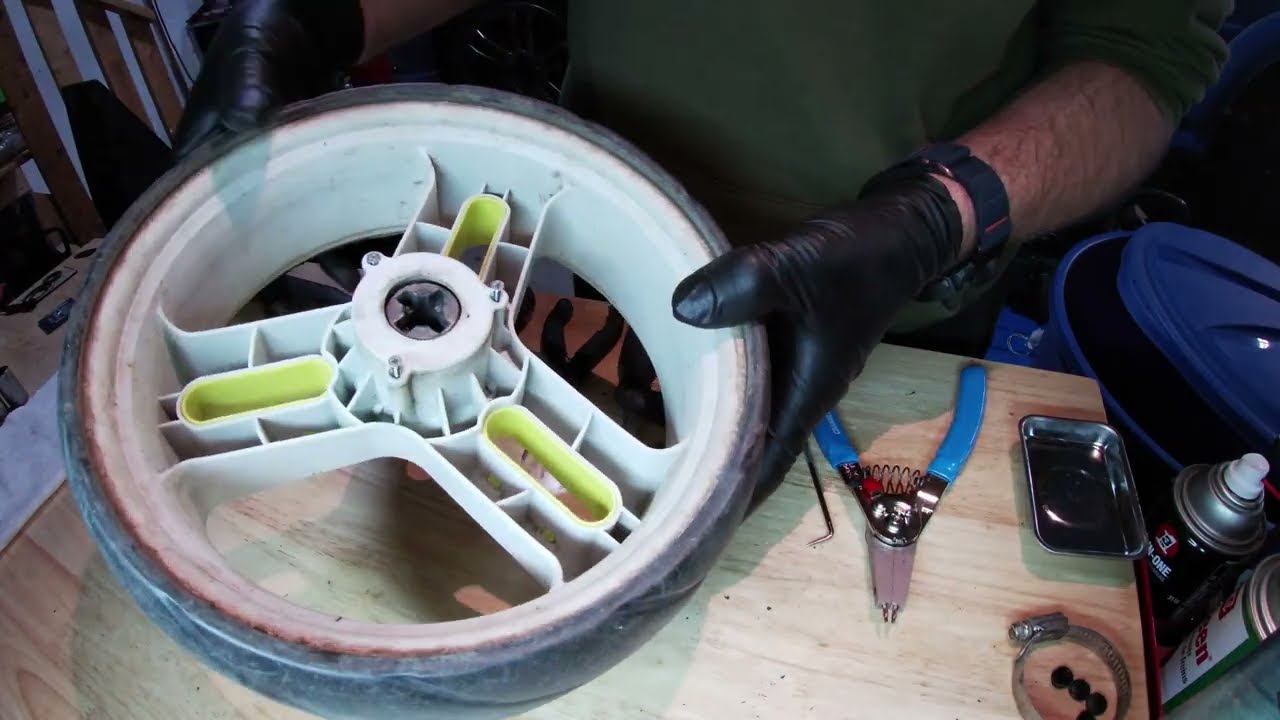 Motocaddy wheel clutch disassembly **DETAILED**