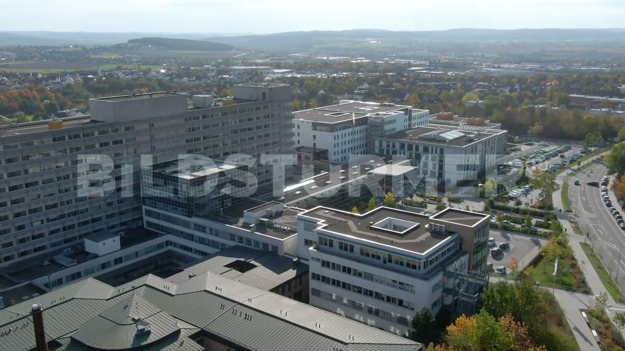 St&auml;dtisches Klinikum Fulda - Stockfootage Luftaufnahmen Aerial 4K