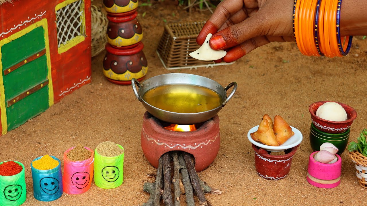 Miniature Samosa | Mutton Keema Samosa | Road Side Special | Mini Foodkey