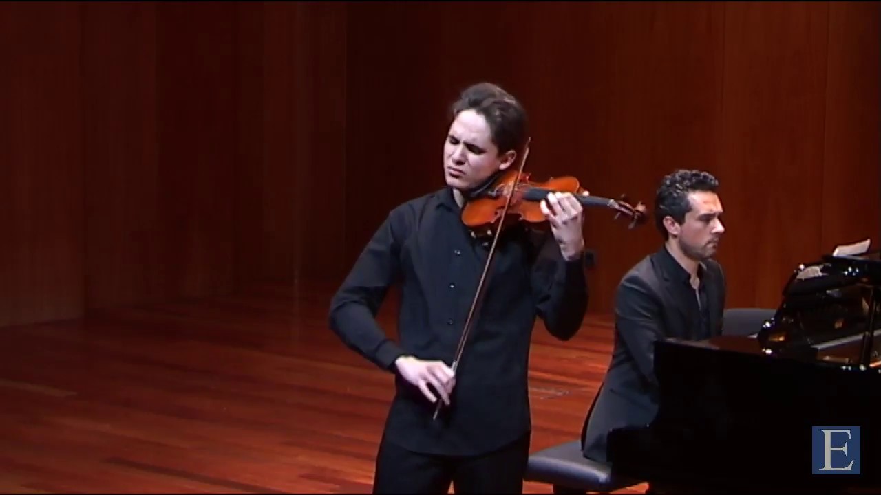 WIENIAWSKI: Violin Concerto n. 1 in F sharp minor &bull; Javier Comesa&ntilde;a