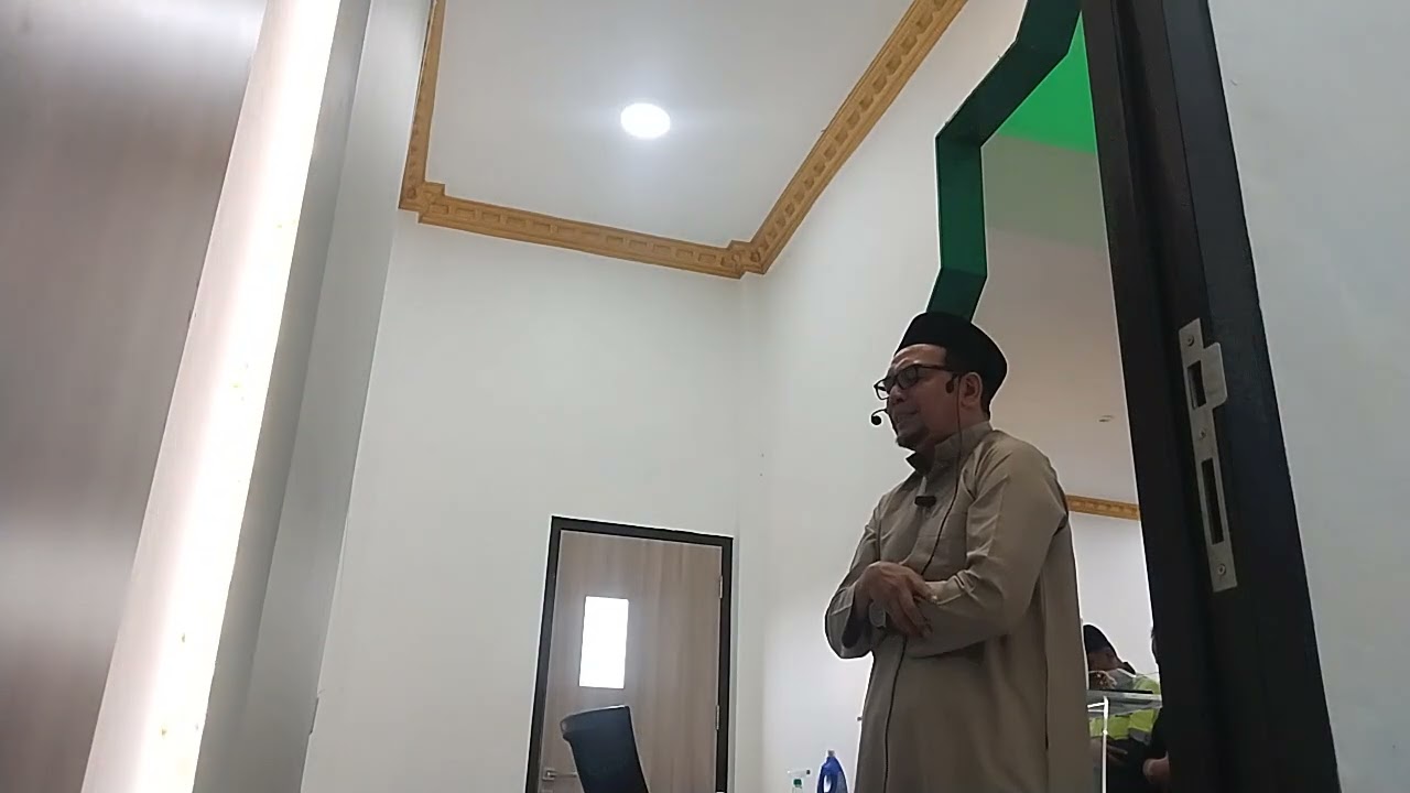 Imam sholat jumat merdu, ustadz syukri wahid