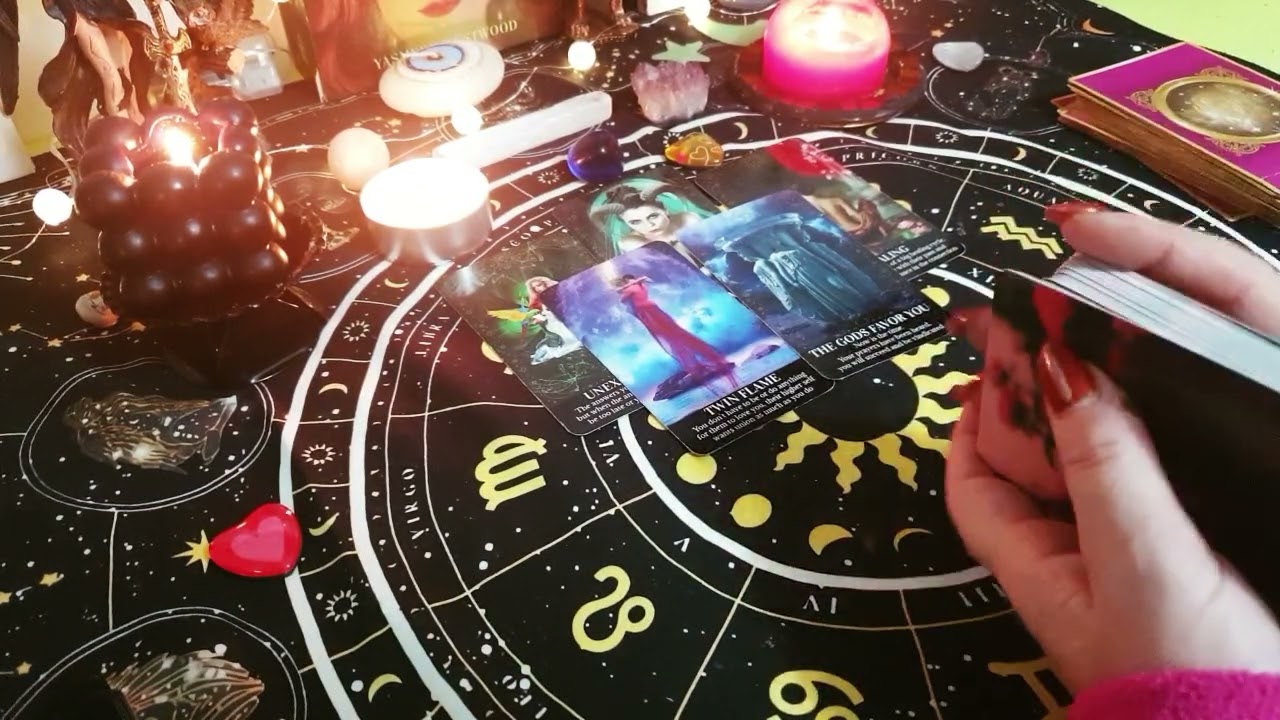 Εχεις μήνυμα του-της!💌👤‼️#wheeloffortunetarot #pickacard #χαρτομαντεία #ταρώ 😮✍