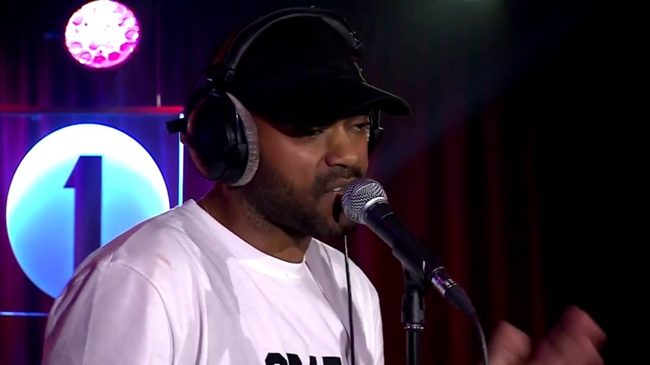 Kano - Live at BBC Radio 1 & 1Xtra Live Lounge (Full)
