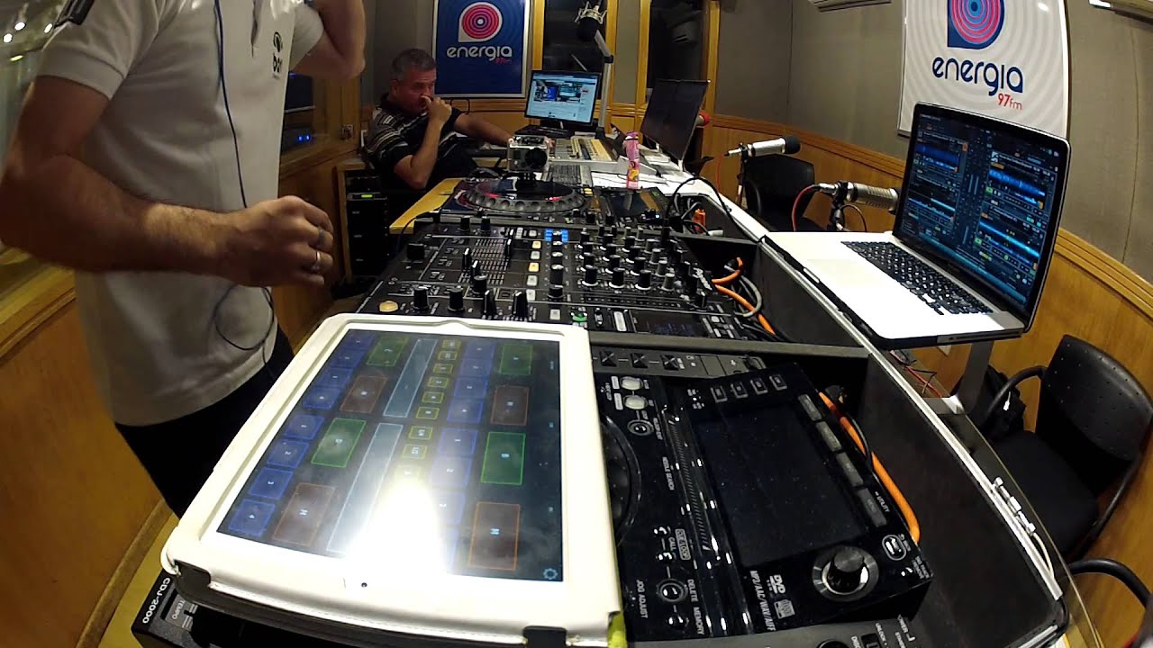 DJ Bunnys 40anos /40músicas (parte_1) @ Clubtronic Energia 97 FM Out/13