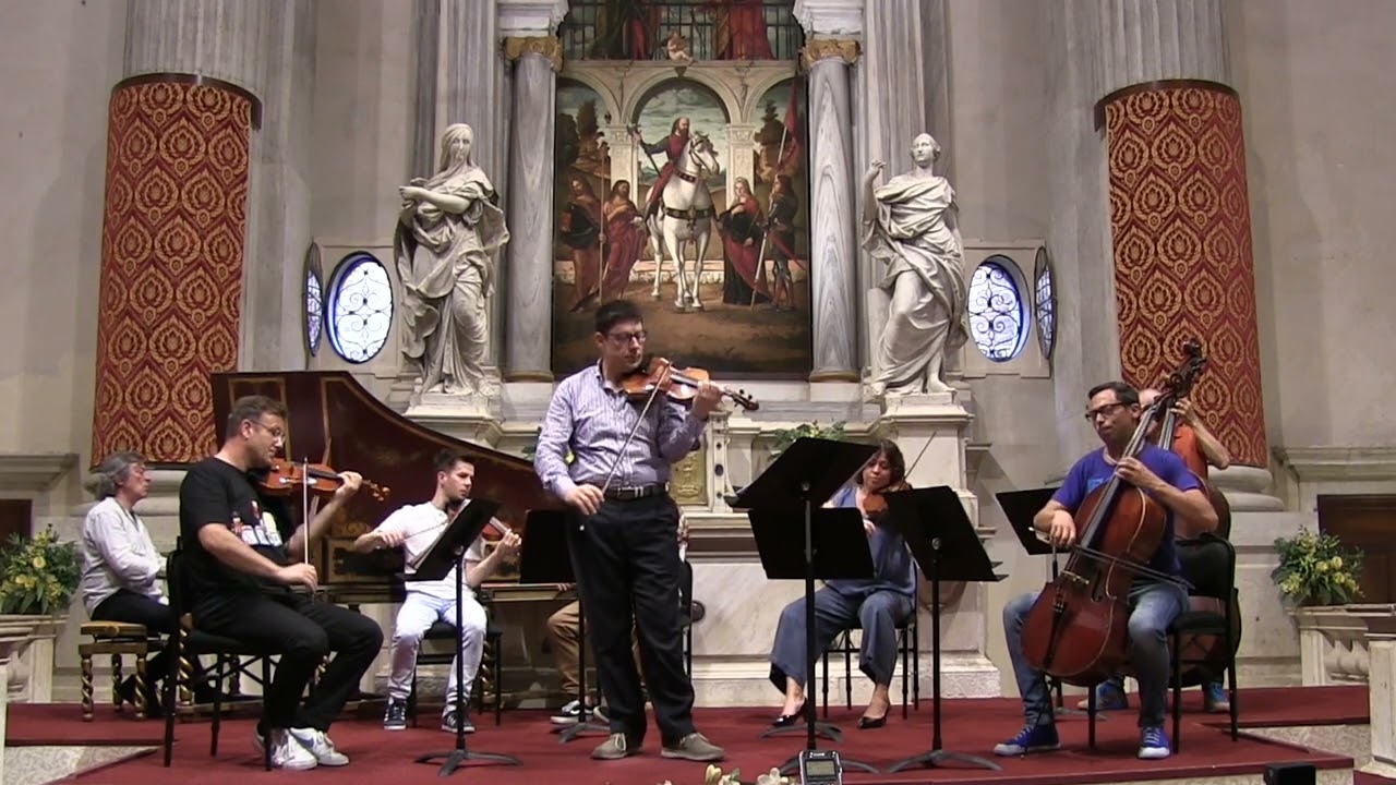 Interpreti Veneziani, Albinoni violin concerto (op. 9 n. 10) A.  Maritan