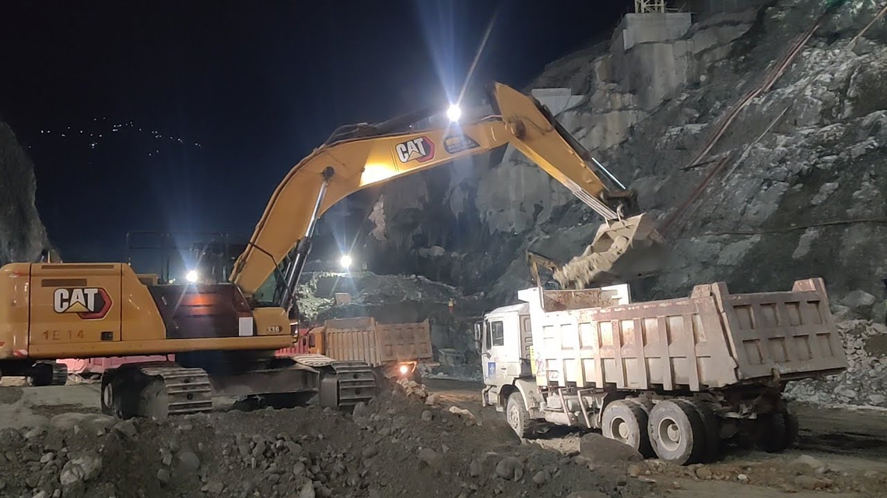 #Earth Moving Beast | Caterpillar Excavator Mining#Chaterpiller ³³⁶ Loading wheels #Heavy Trucks