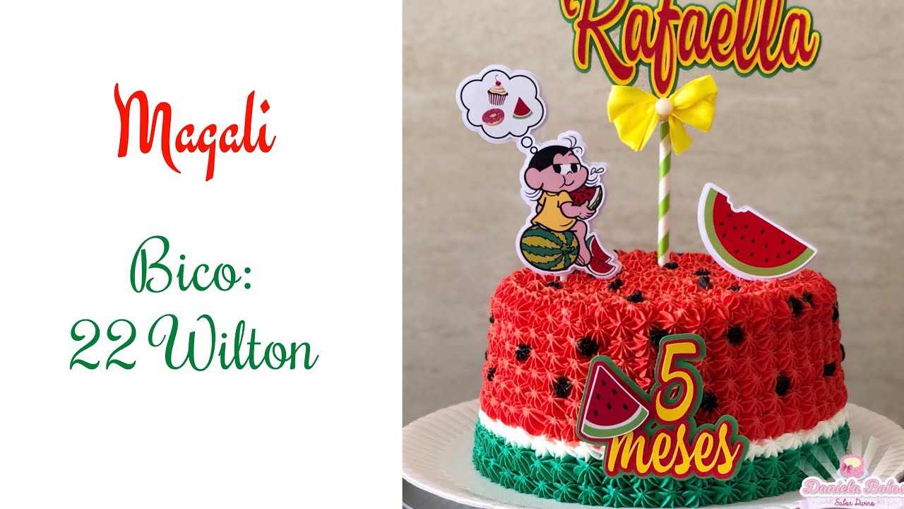 Bolo mêsversário Magali c/ topper