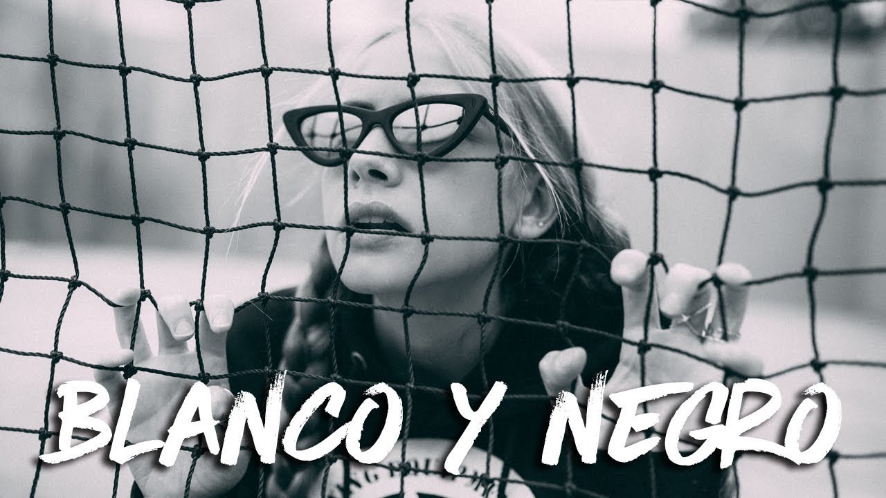 SESIÓN DE FOTOS EN BLANCO Y NEGRO