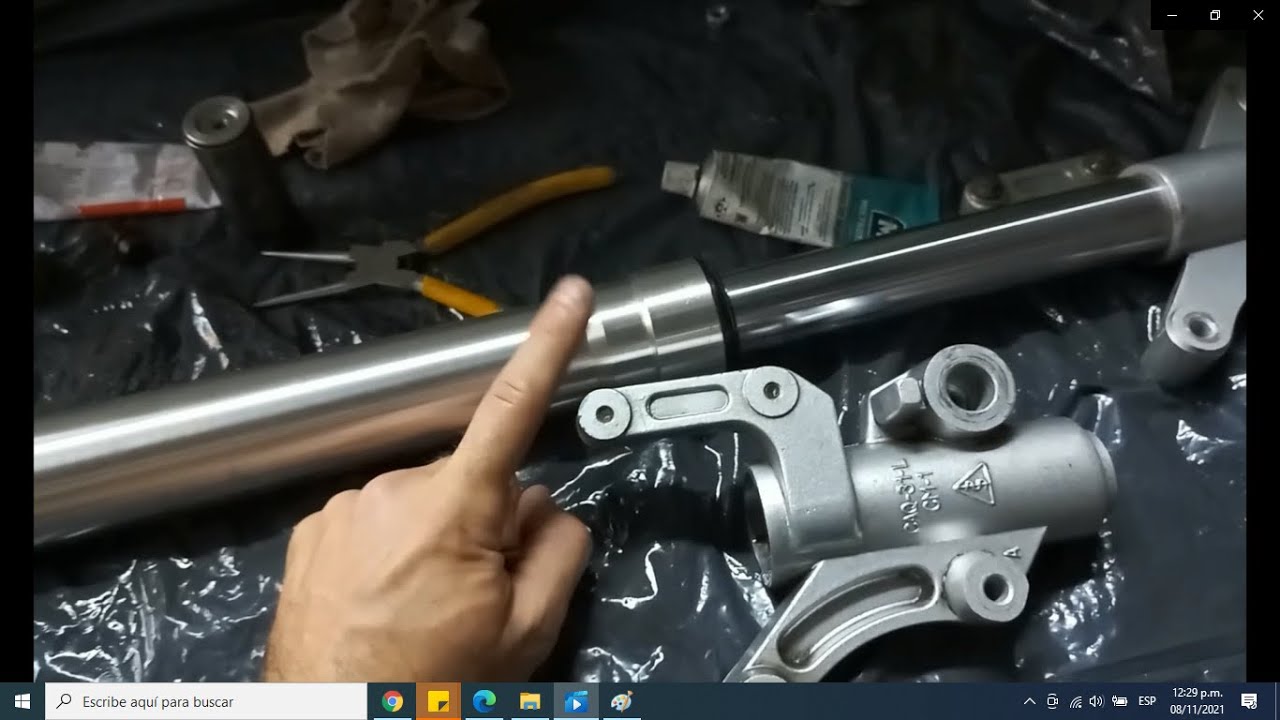 cambio de retenes suspensión horquilla moto, sugerencias,  tips, ejemplo jawa daytona,