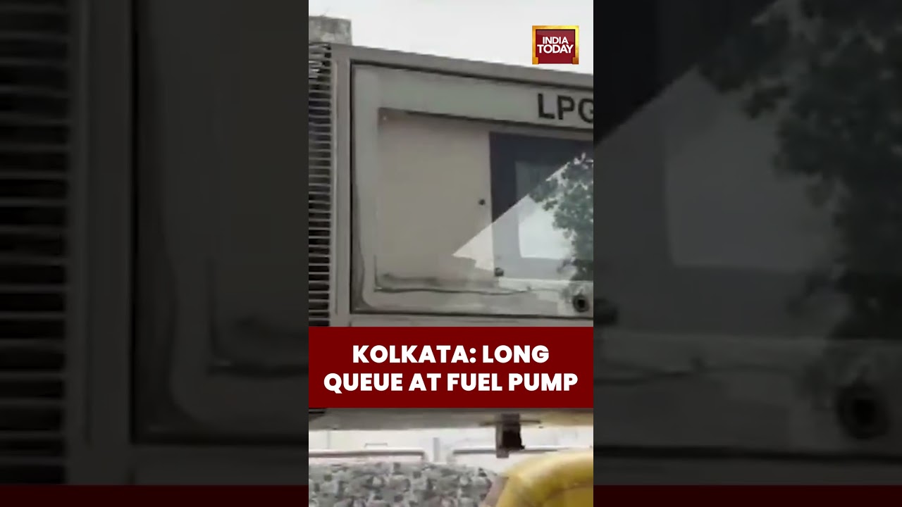 Iran War: Long Queue Of Autorickshaws At Kolkata Fuel Pump For Auto-LPG | US | Trump | Israel