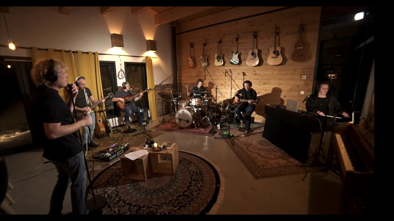 DODE - Chez Nous (Live)