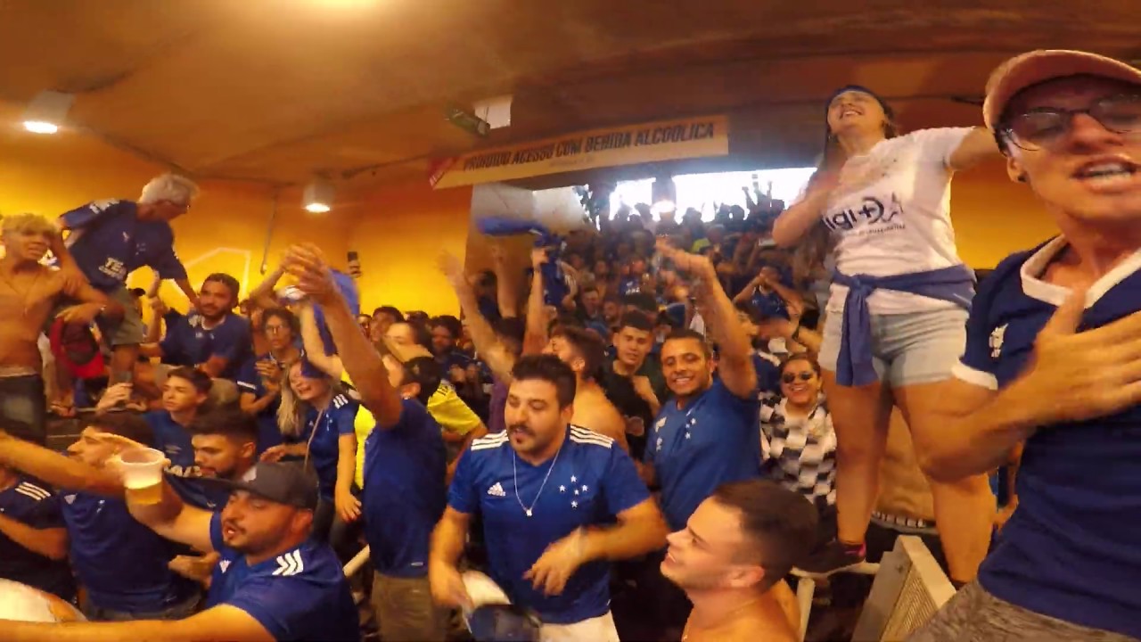 Carnaval no pós jogo da Fanáti-Cruz - Cruzeiro x América