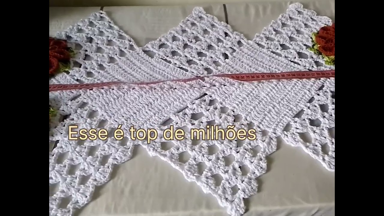 Uma amostra rápida dos trabalhos de hoje ,sem desanimar#croche #topdezd oio atelieggartes.