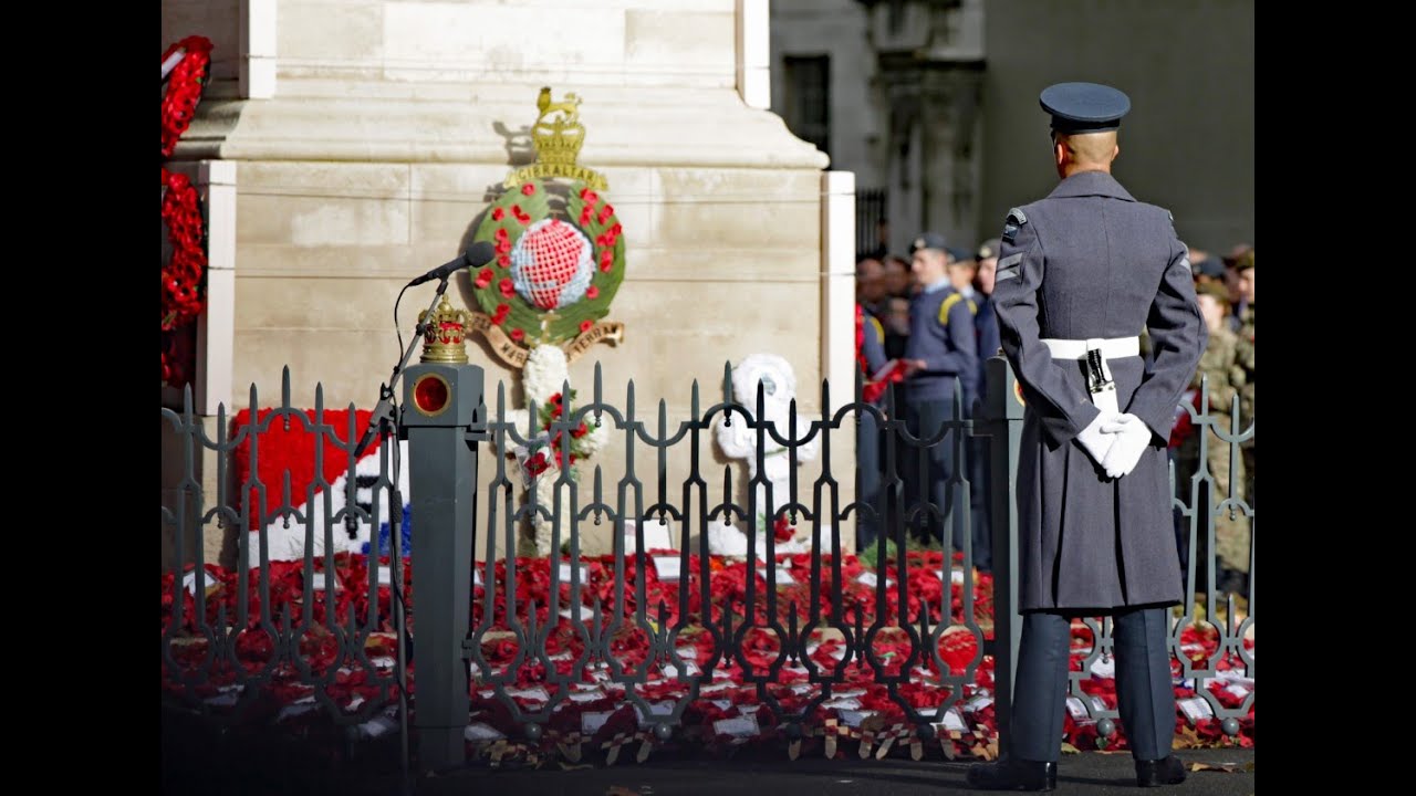 Live: Royal Family join Remembrance Sunday commemorations at Cenotaph | ITV News