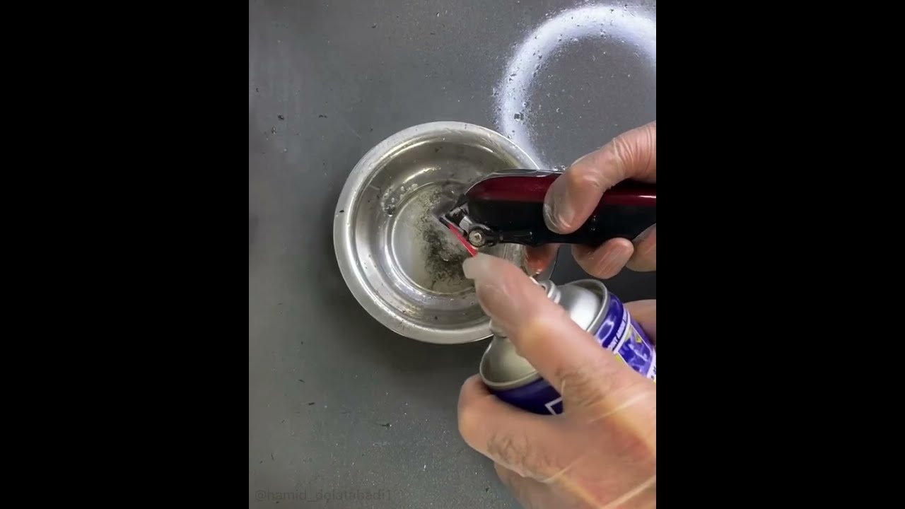 How to clean a Clippers ( trimmers )
