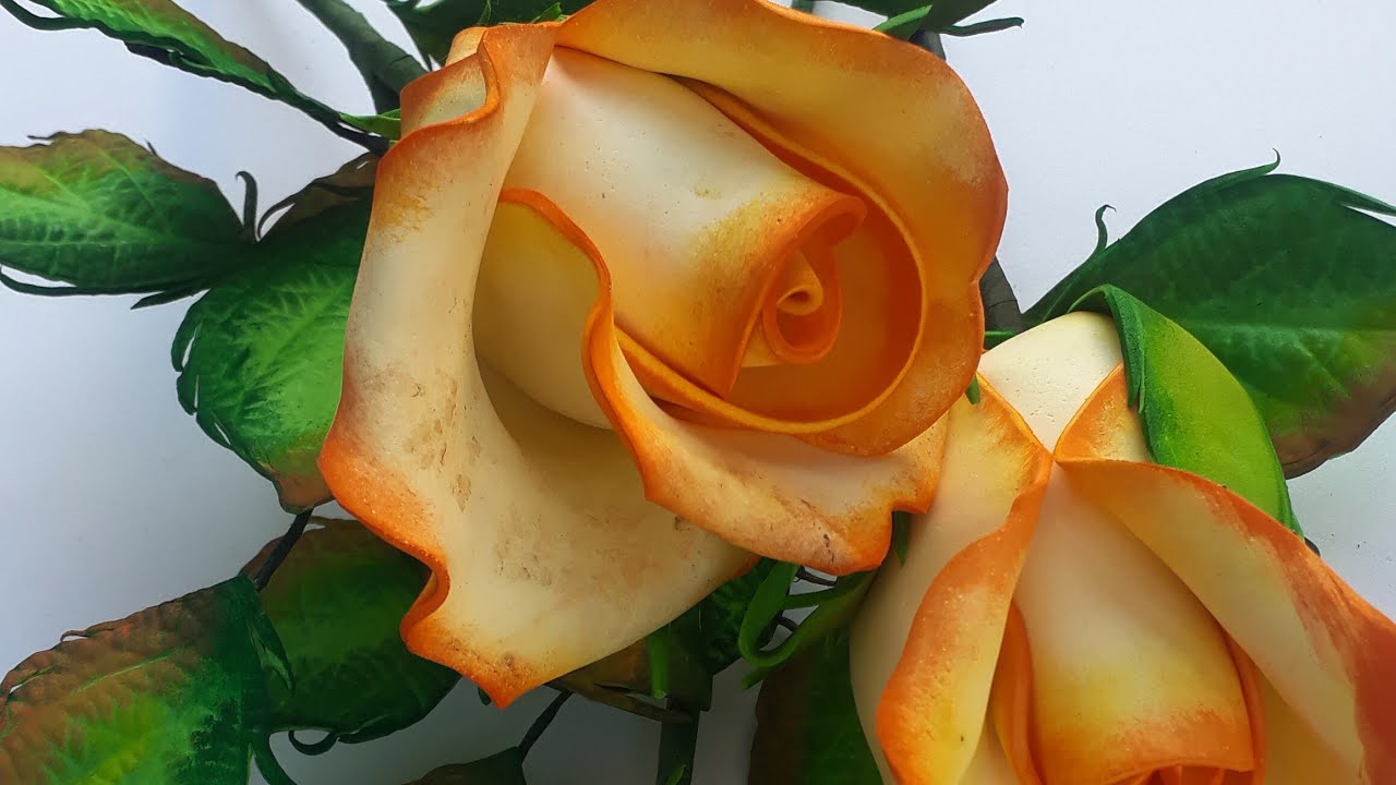 botão de rosa se abrindo!! Sem frisadores!!