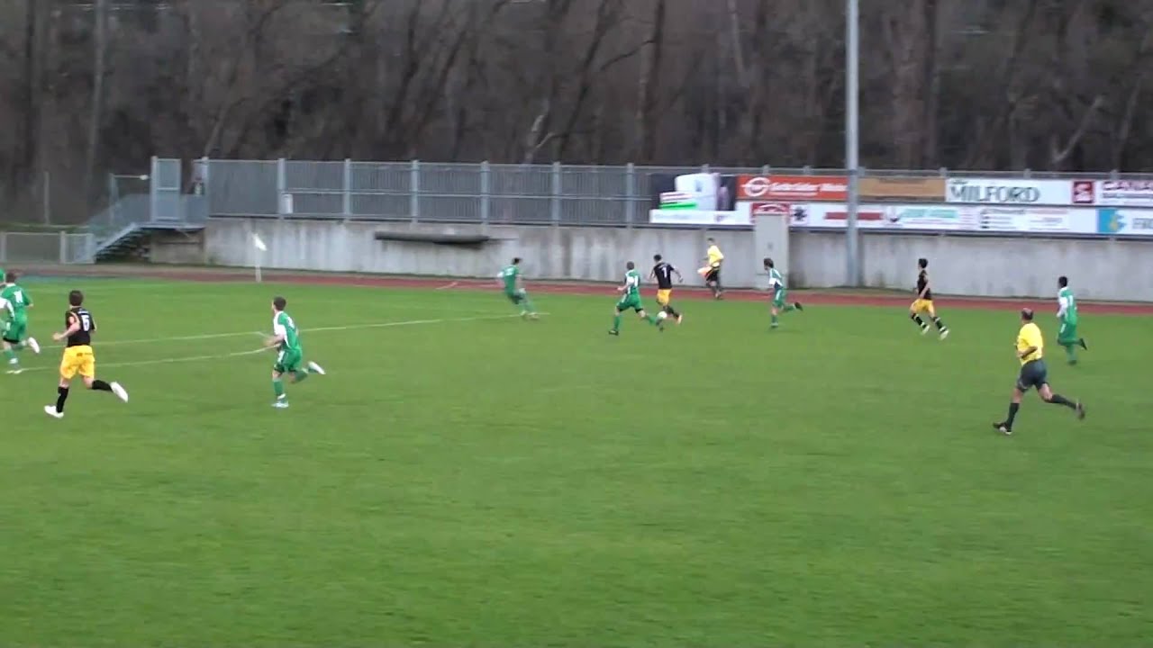 Lattenschuss Akif