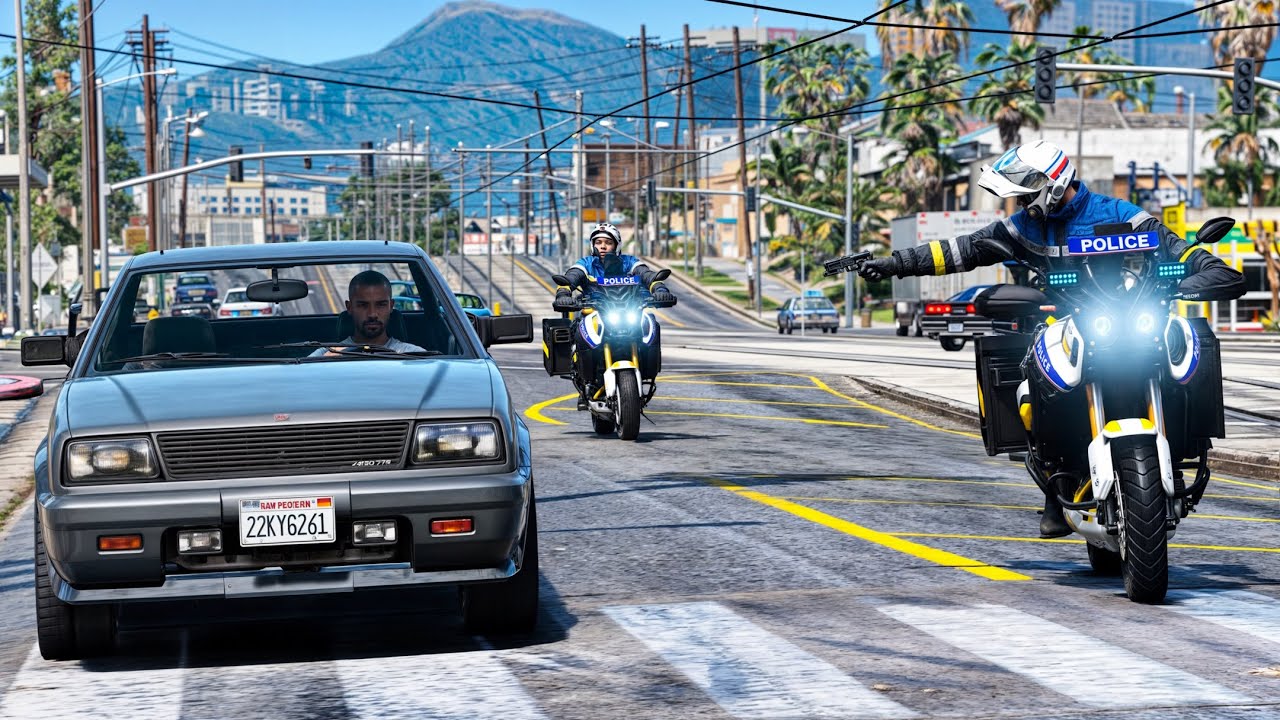 [GTA 5] COURSE POURSUITE EN VILLE AVEC LES MOTARDS DE LA POLICE | LSPDFR #1101