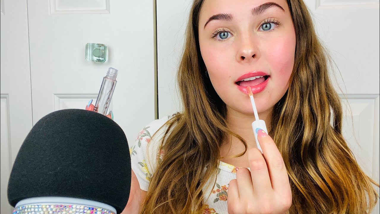Asmr ~ Lipgloss application! ❤️💄