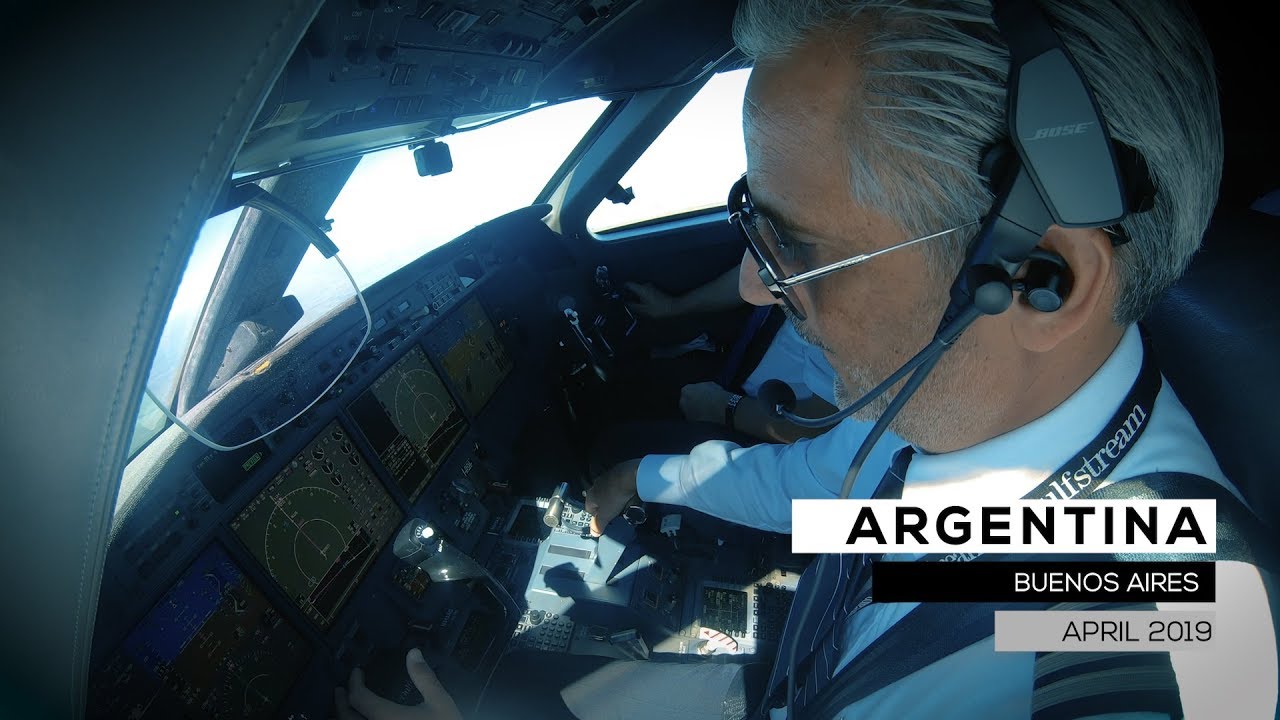 Captains View - Gulfstream 550 Cockpit Landing - ARGENTINA