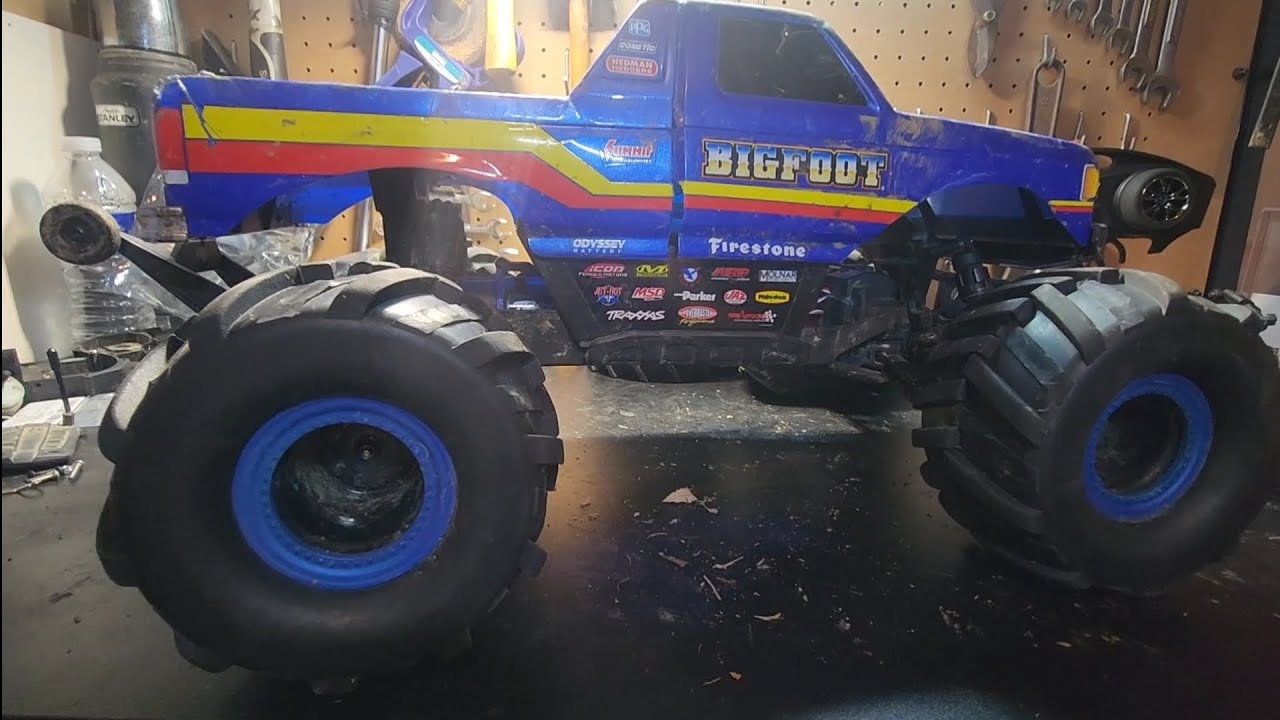 Traxxas BL2S esc wire repair, Bigfoot 8, 50th anniversary stampede 4x4.
