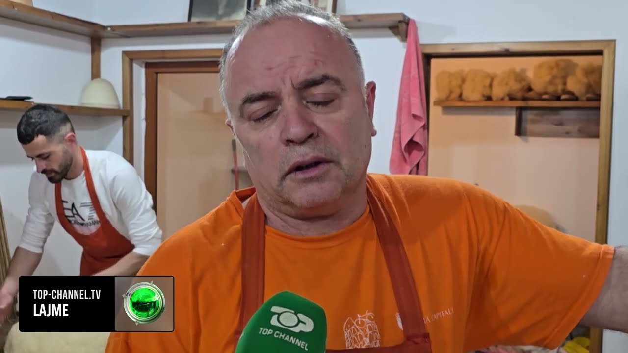 Top Channel/ Artizani i “Tavanit” në Krujë/ U bë i famshëm nga reagimi ndërsa dëgjonte Berishën
