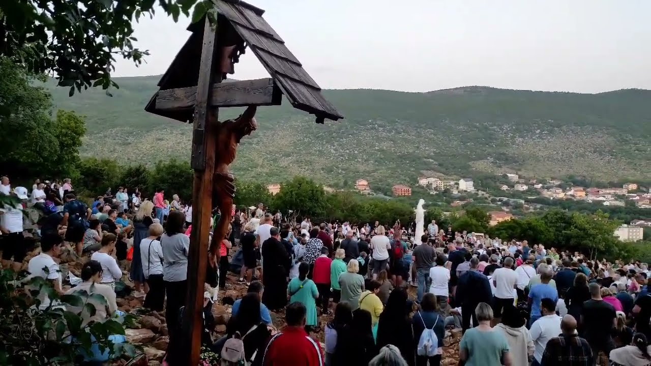 Međugorje - Brdo  Ukazanja; 4. jutro devetnice, 19. lipanj 2025.