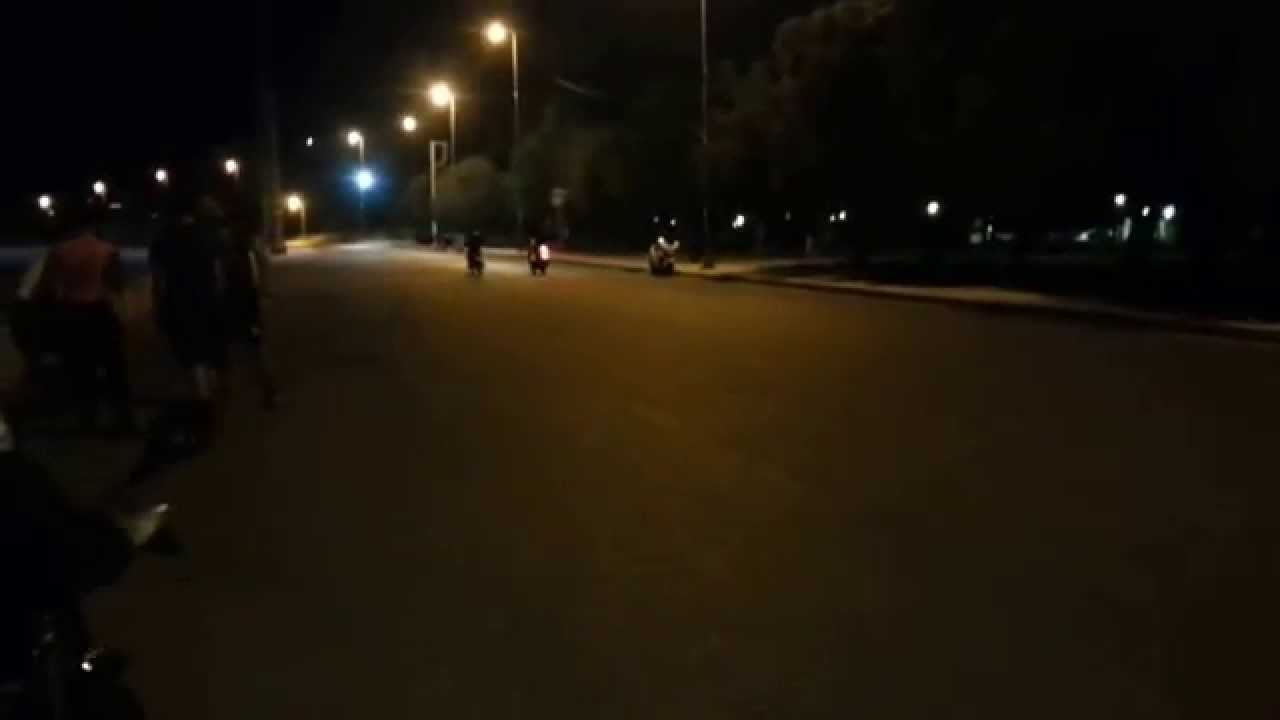 Honda Astrea 53mm(115cc) VS Crypton X (135cc 4 Valve)