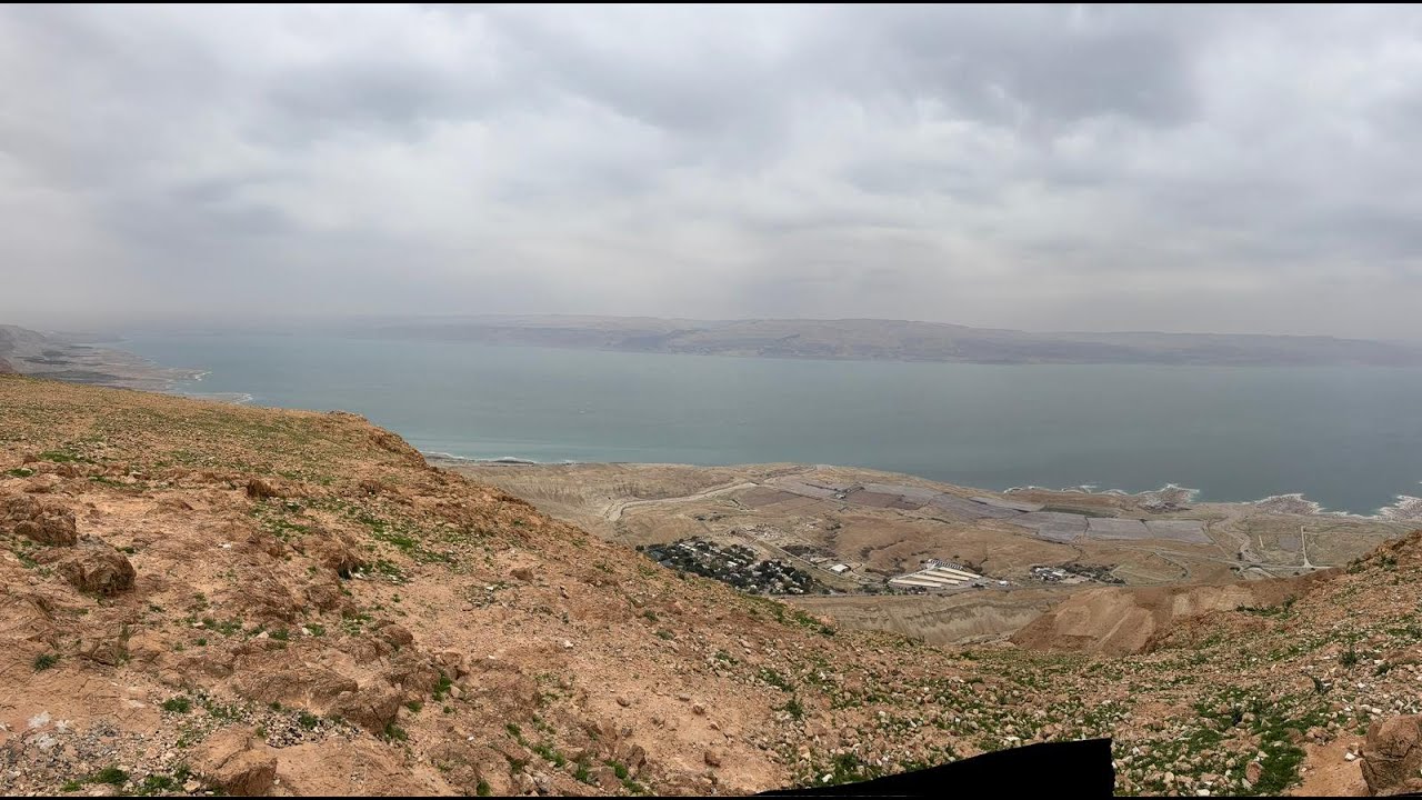 אדוונצ׳ר עם החבורה המופלאה האיזוטופים של אביב. מישור אדומים מרסבא בור עוזיהו מצפה מכוור מעלה עמוס