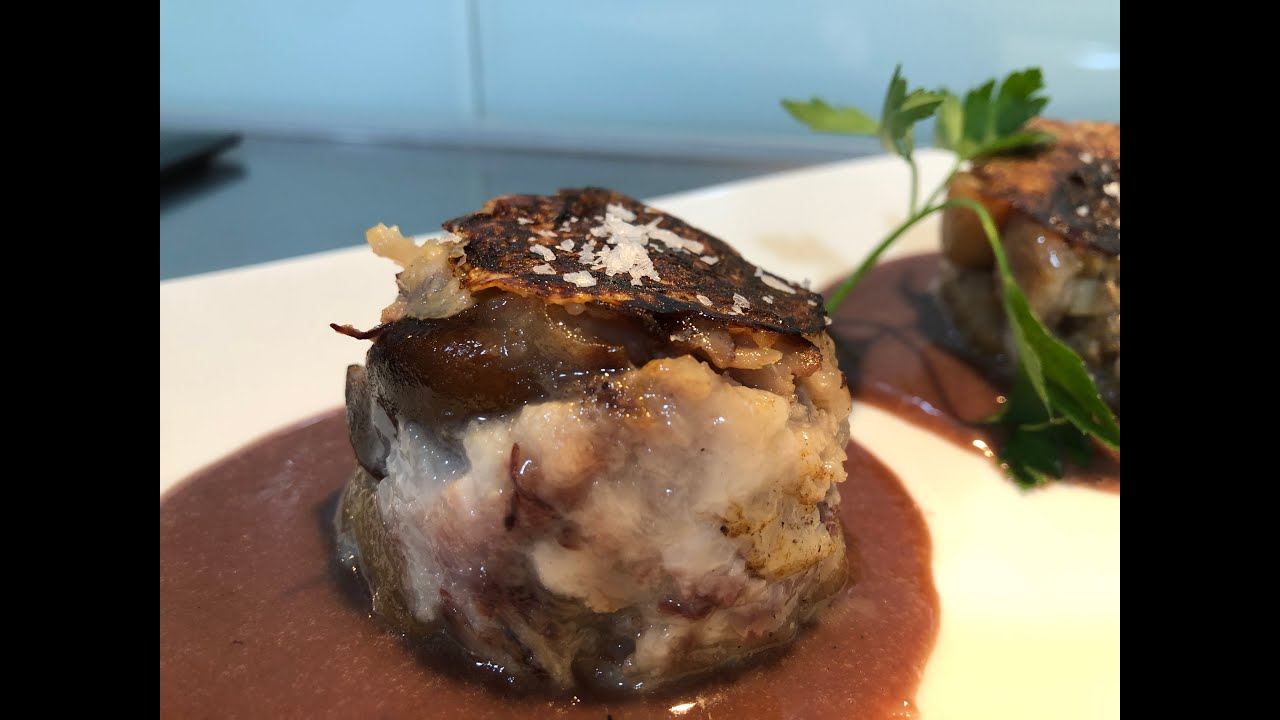 RULO DE MANITAS DE CERDO DESHUESADAS RELLENAS DE SETAS/ RECETA FACIL Y SENCILLA/ TRUCOS DEL CHEF