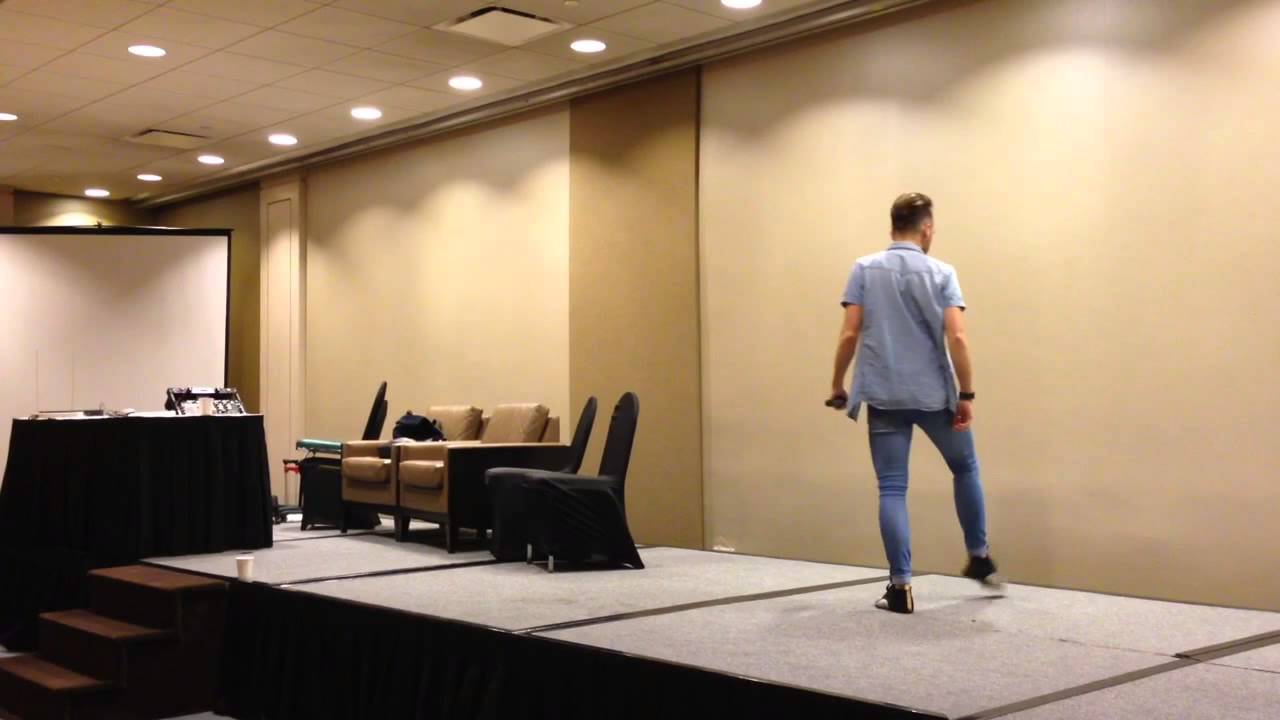 The Queen ~ Guillaume Richard ~ Line Dance